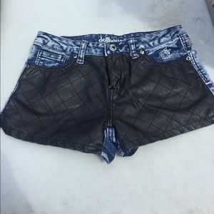 Denim shorts (S, 12)too cute !